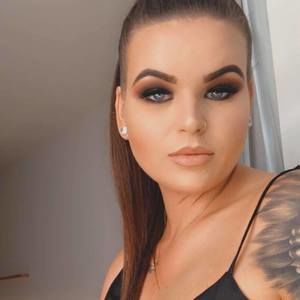 Meet your Posher, Teagan